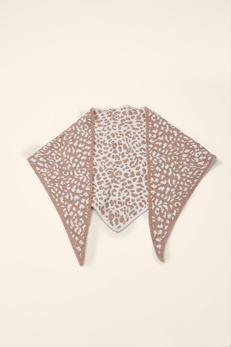 Leopard print triangle scarf FL611DF