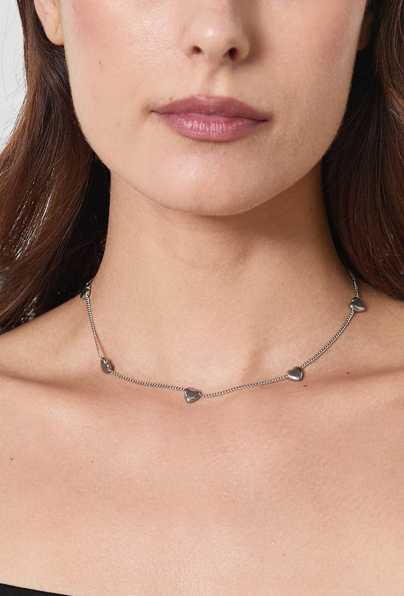 Collier avec coeurs en acier inoxydable 224DY32
