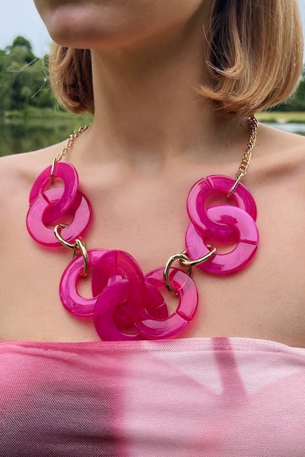 Resin necklace 2WY04