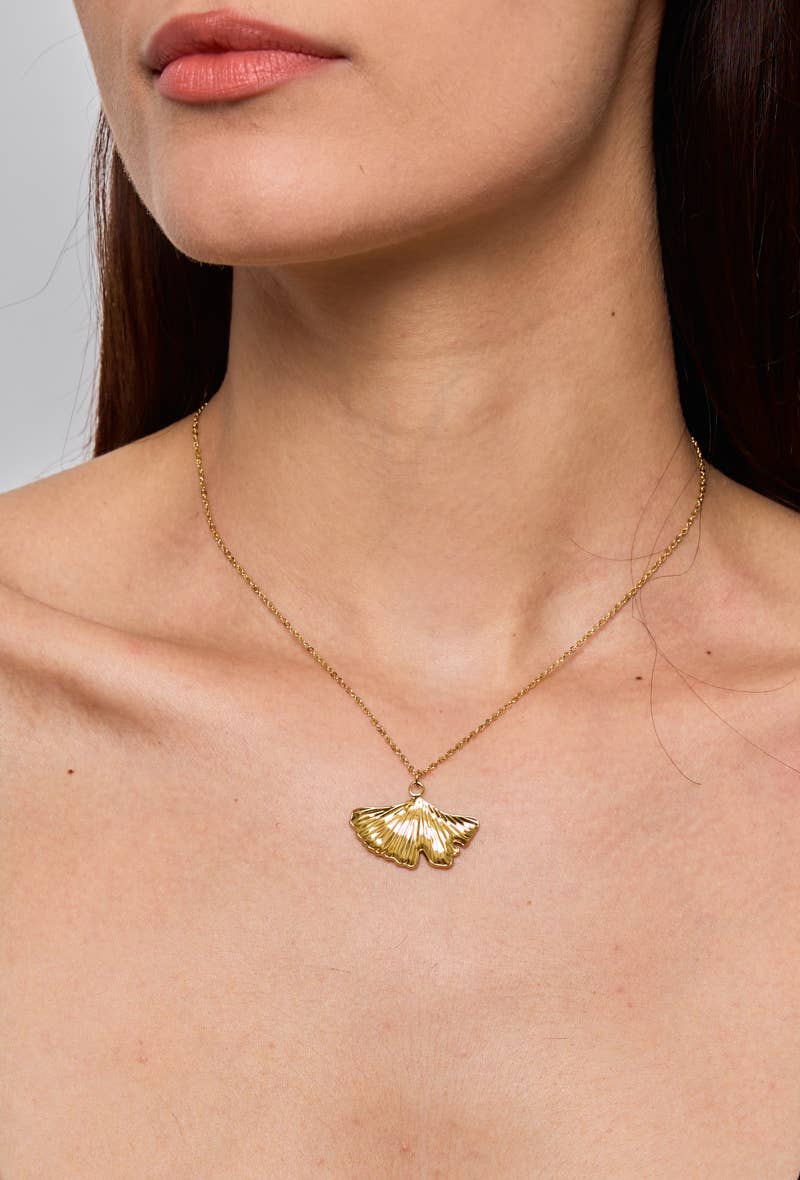 224YC03 stainless steel textured necklace