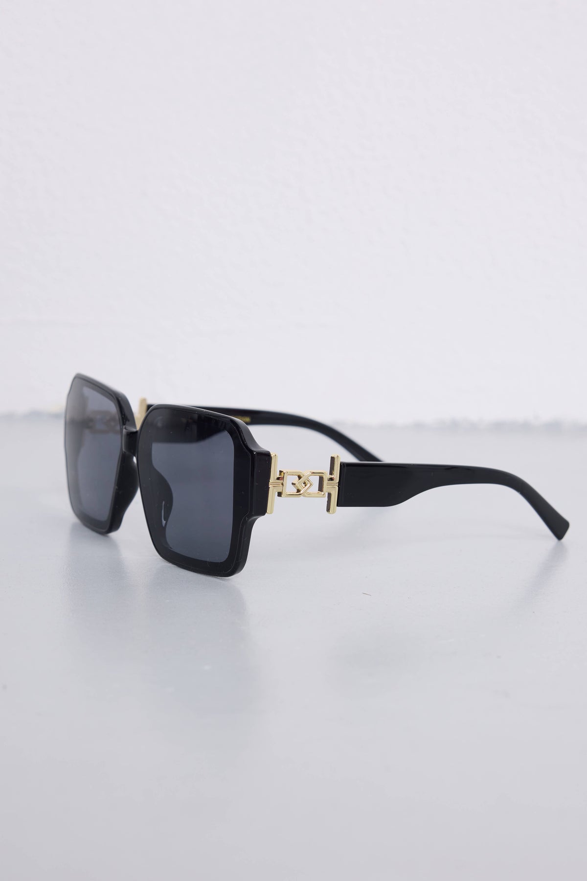 CV3065 sunglasses