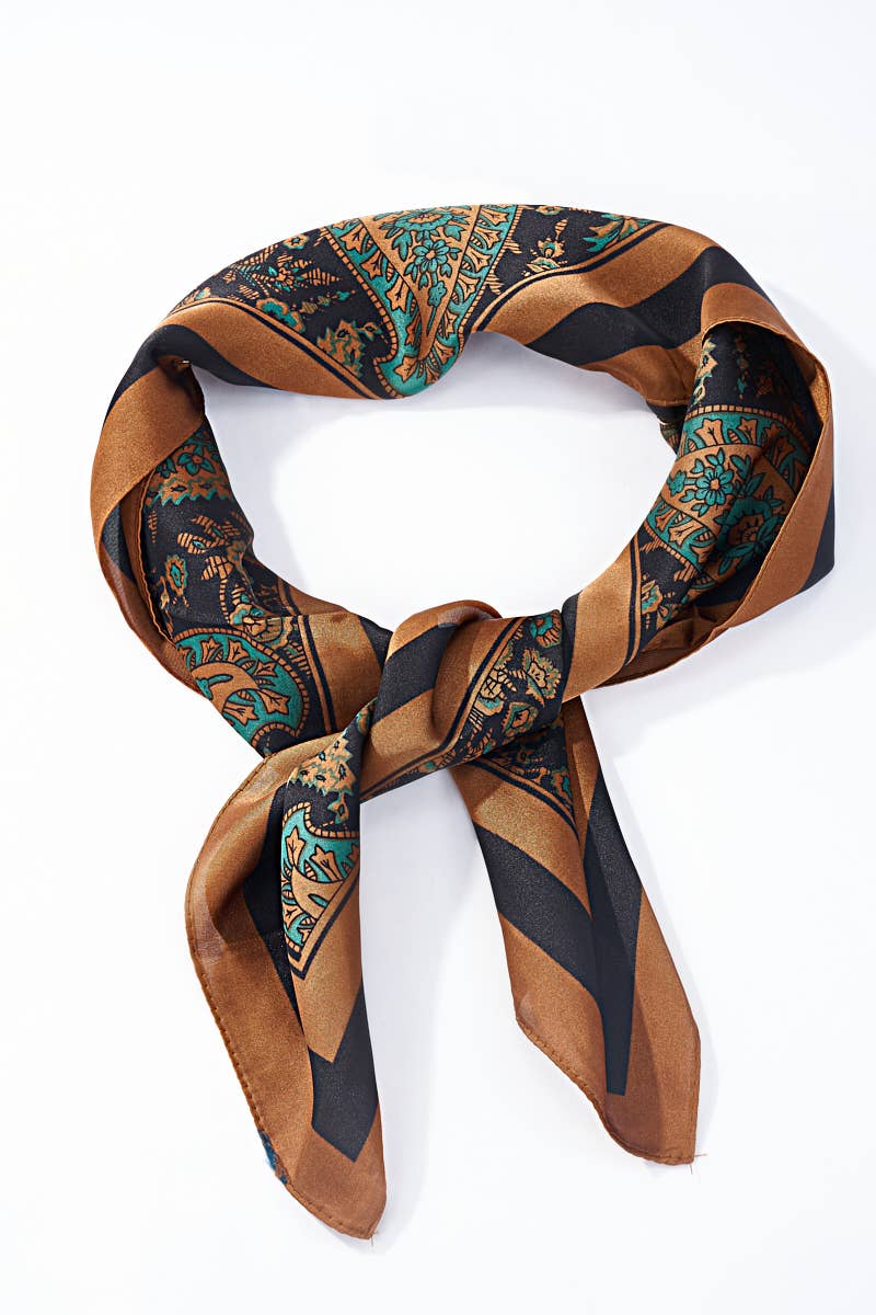 Foulard à motif 70x70 cm FL40