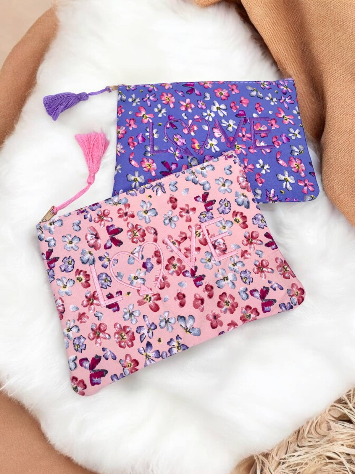 Floral "love" makeup bag 20x15cm CY07