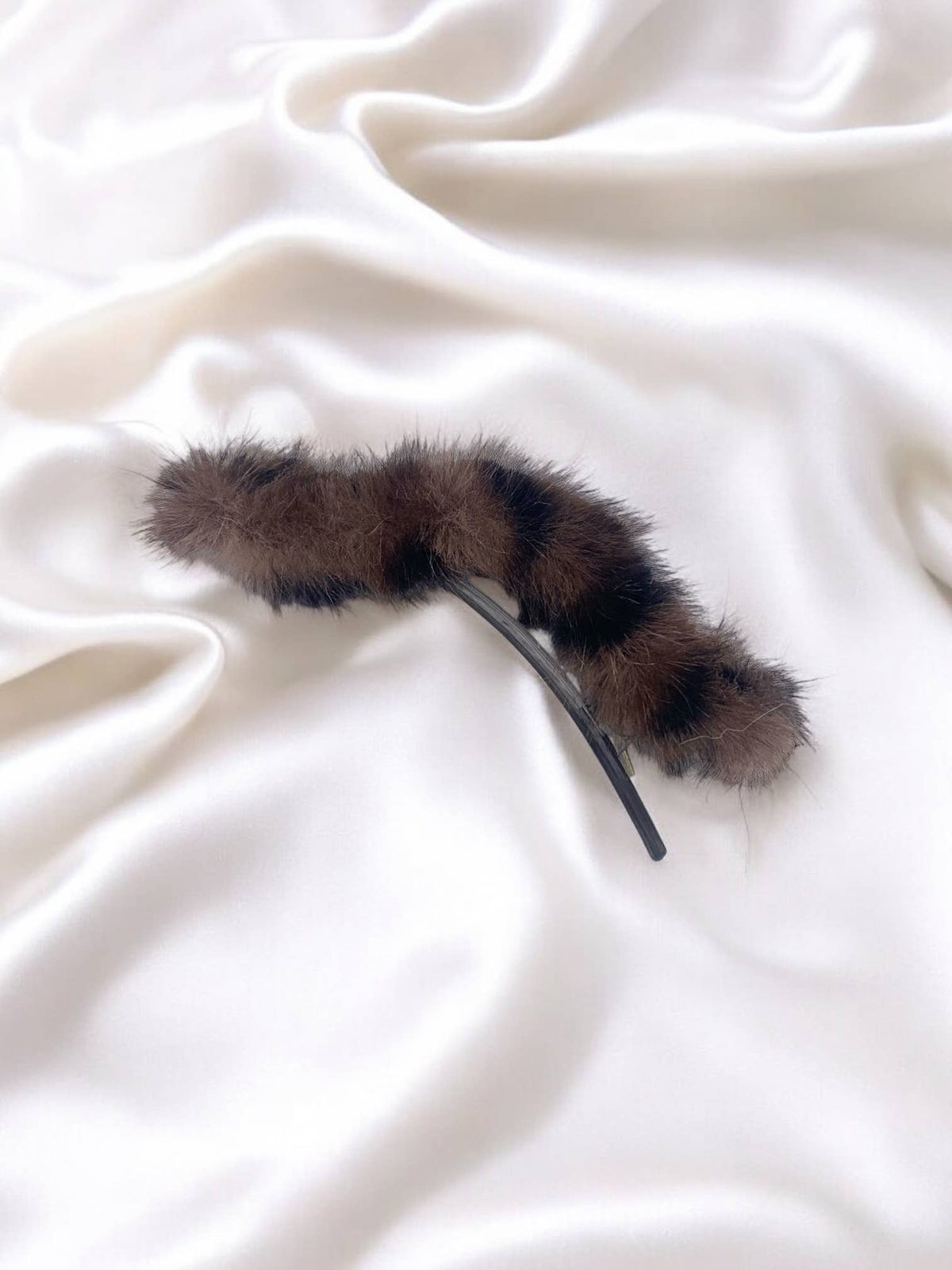 Pince à cheveux léopard en fausse fourrure ZE05