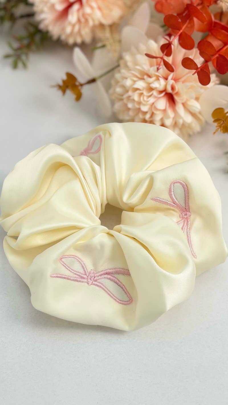 Satin scrunchie with embroidered bow 15cm FQ61