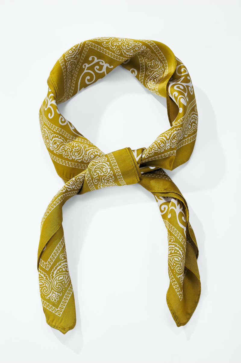 Printed scarf 70 x 70 cm FL65