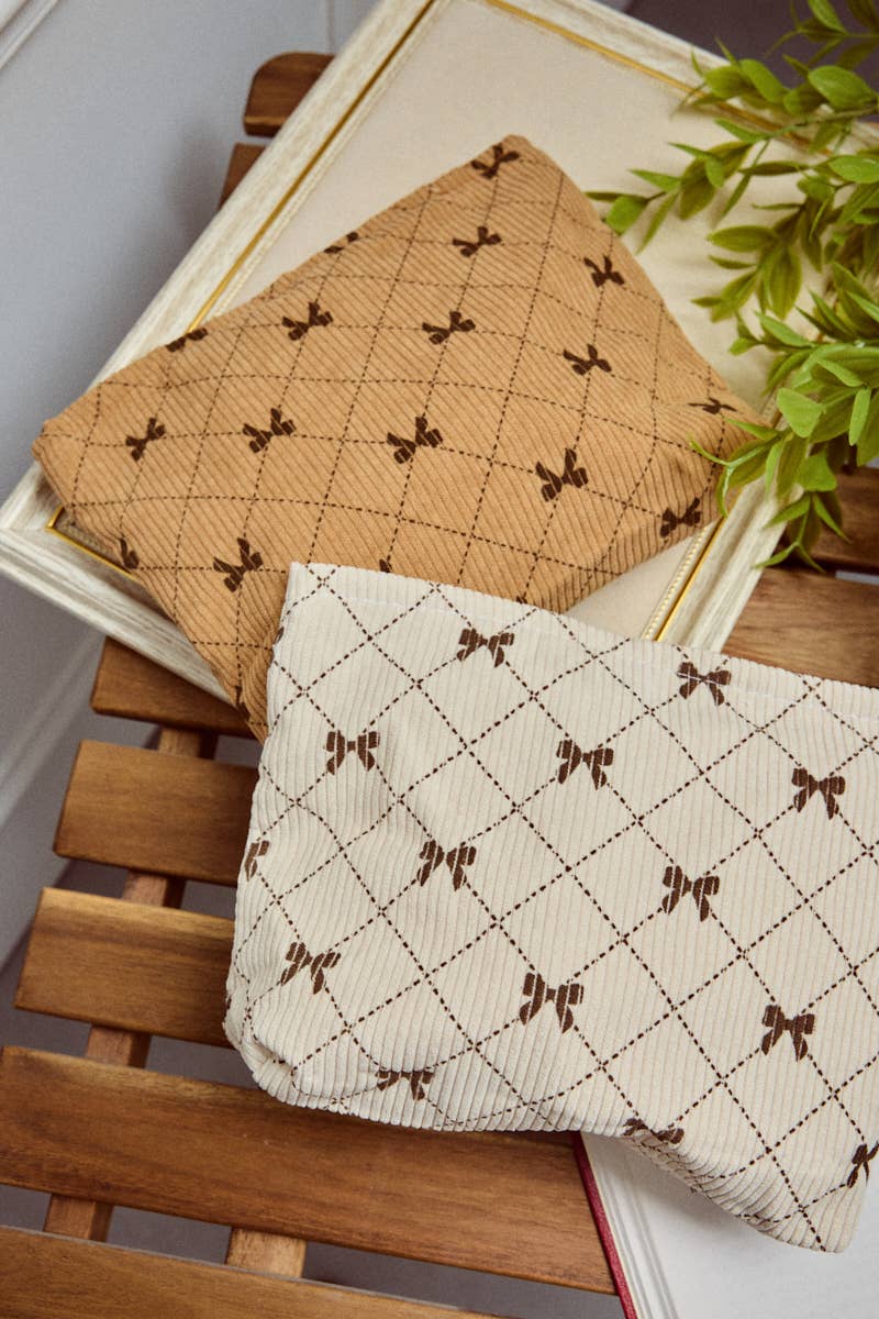 Pochette motif nœud papillon CY203JH