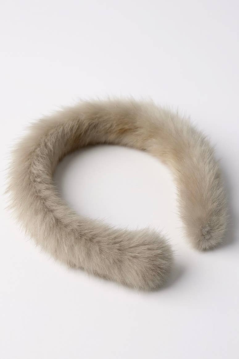 ST200 Faux fur headband