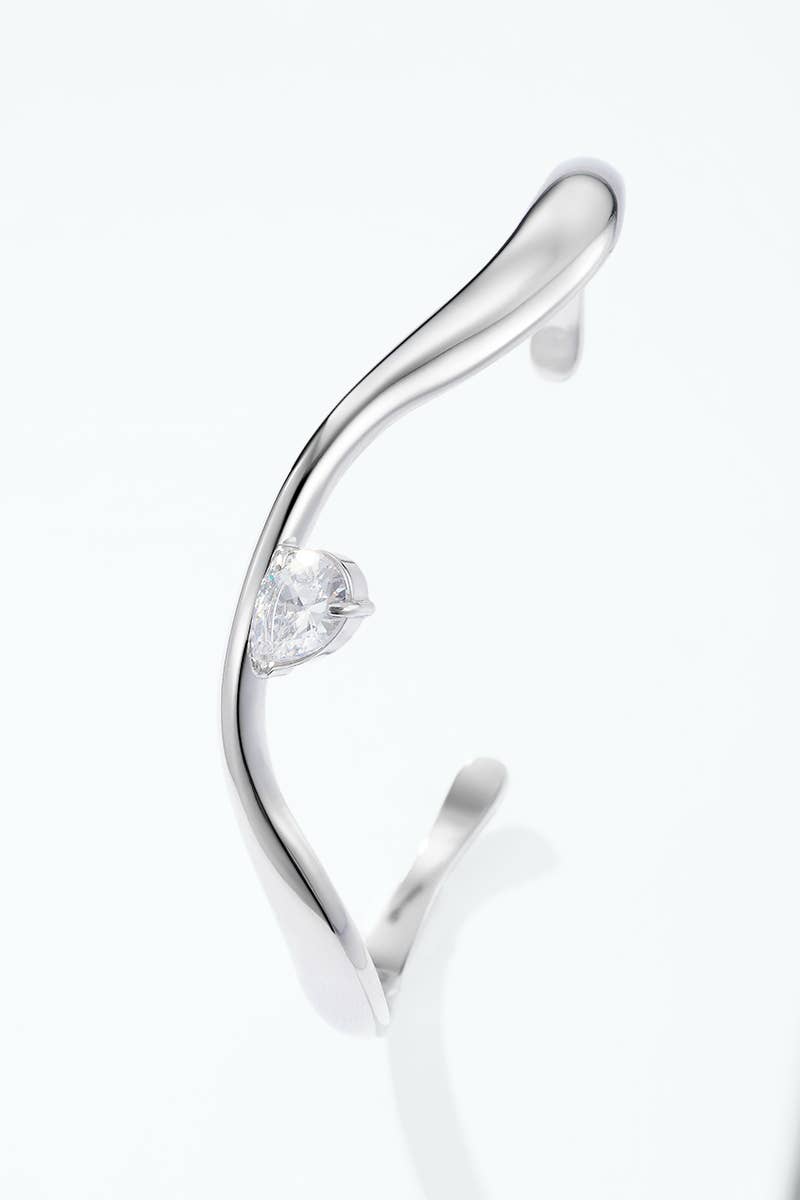 Wavy stainless steel bangle bracelet with zircon 324AQ553