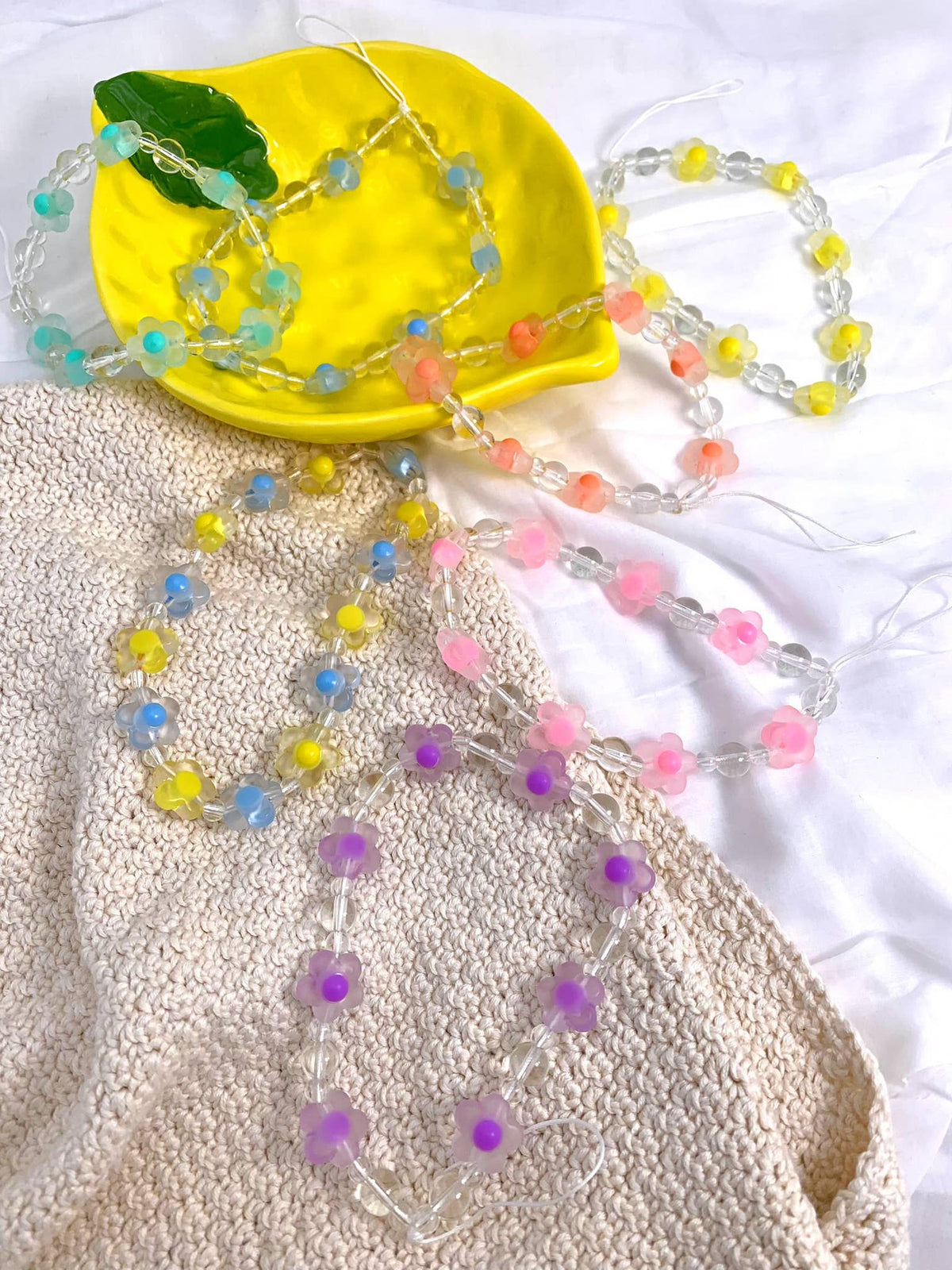 KY13 floral phone charm