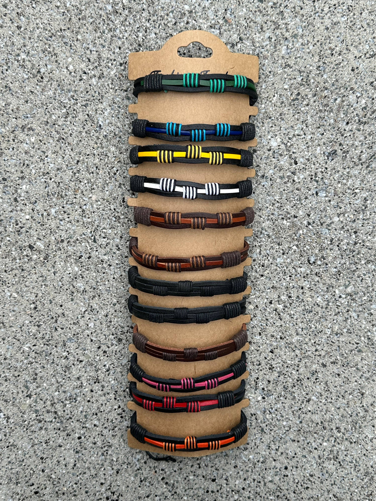 Bracelets en cuir véritable 324QZ11