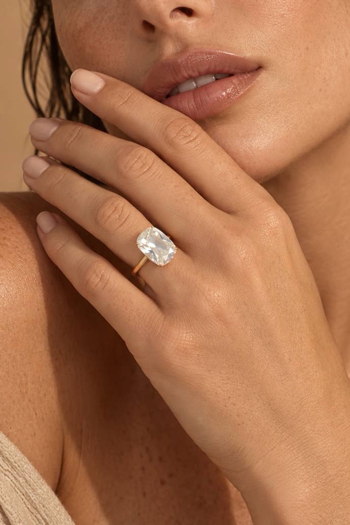 Bague solitaire coussin en acier inoxydable 424AQ530