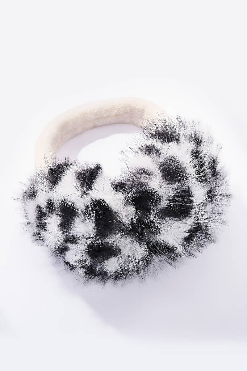 CC06 Faux fur leopard print earmuffs