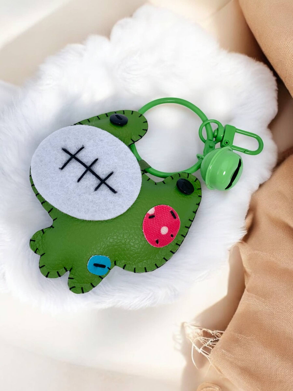 Porte-clé peluche avec clochette JSG58