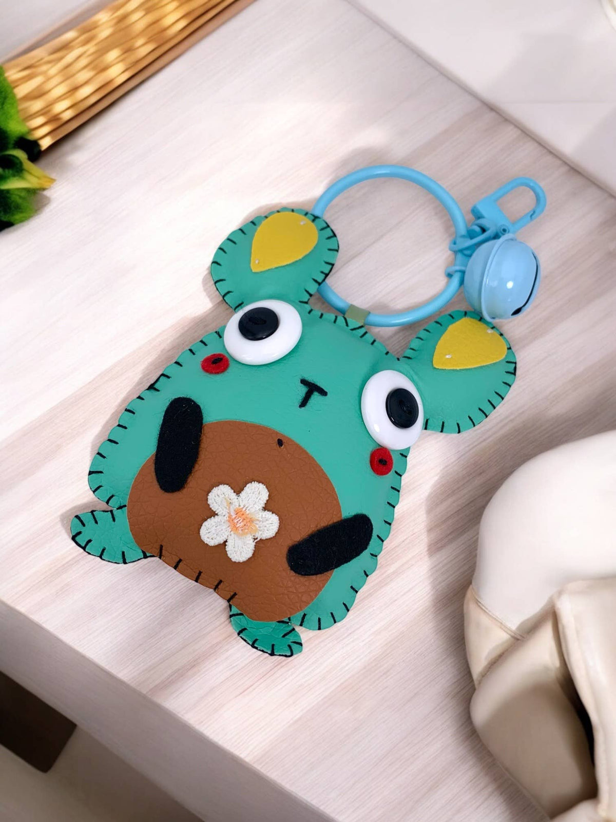Porte-clé peluche avec clochette JSG19