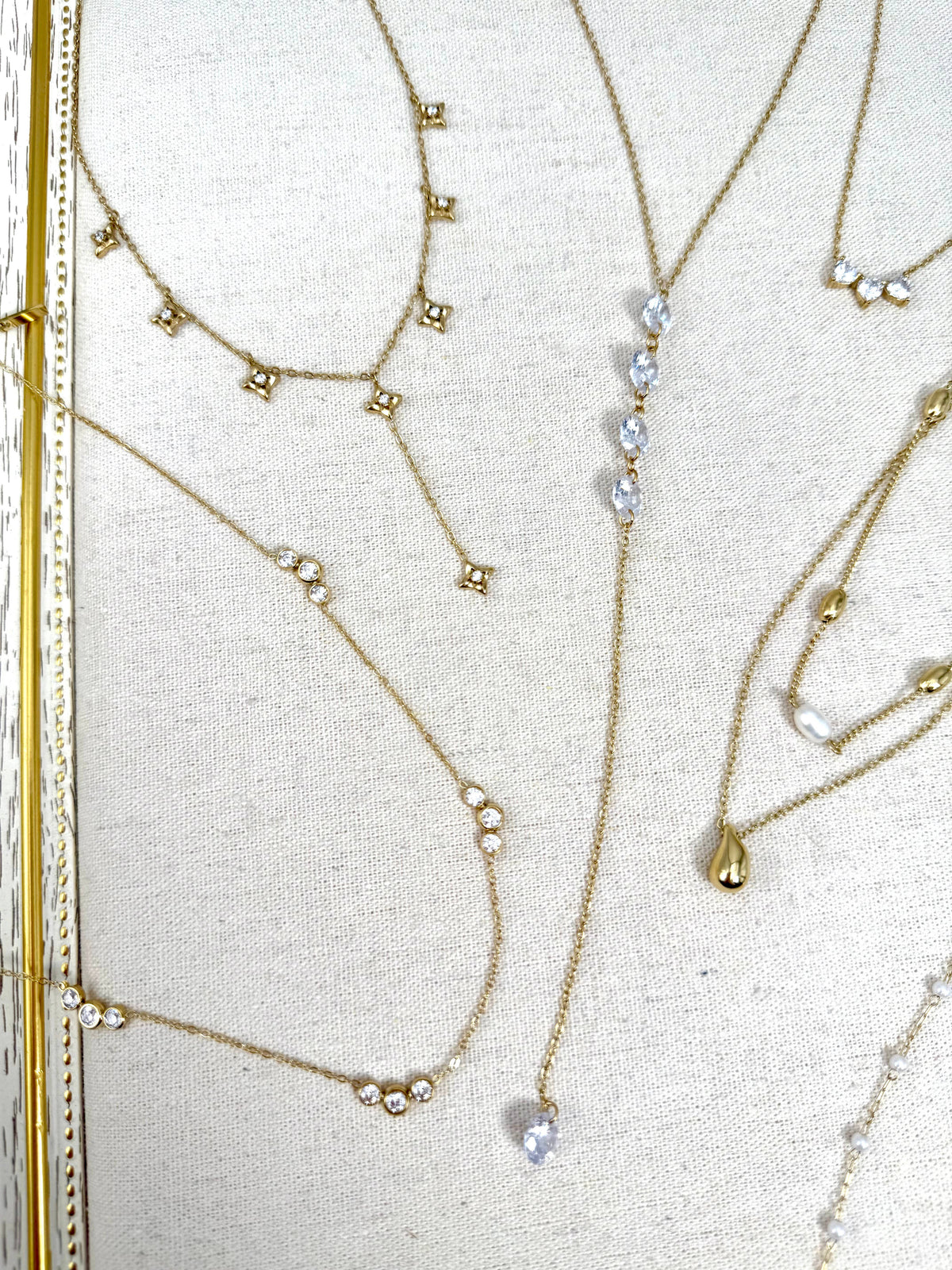 Set of 6 stainless steel necklaces without display stand SET317