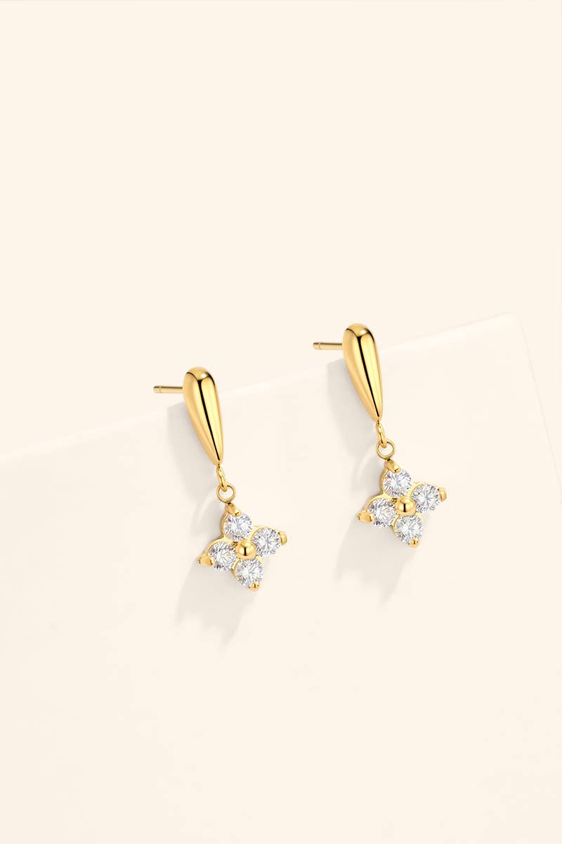 Boucles d’oreilles pendantes trèfle en acier 124AQ816