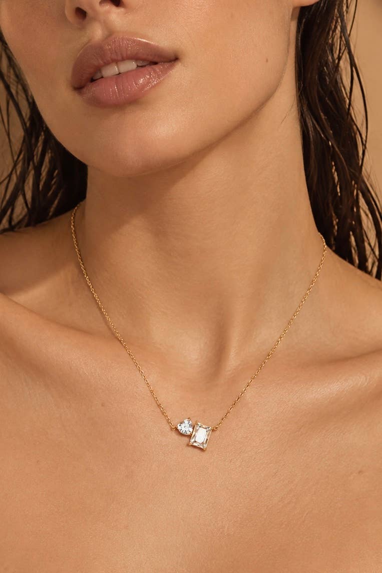 Collier Toi & Moi à zircons en acier inoxydable 224AQ395