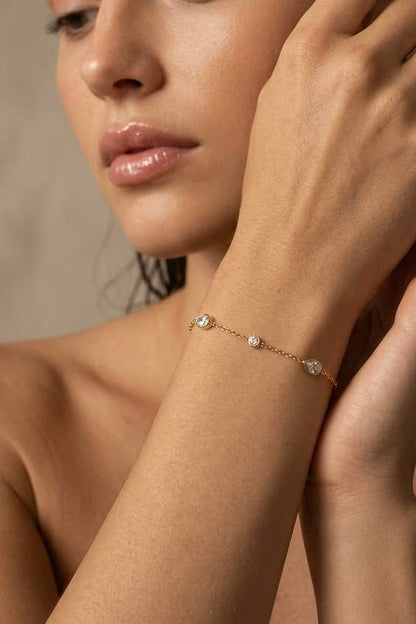 Stainless steel bracelet with pear and round zircons 324AQ530