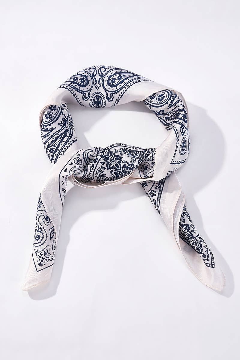 Foulard à motif 65 X 65 CM FL398DF