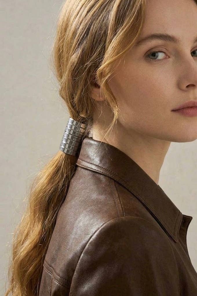 Bijou de cheveux en métal ST28