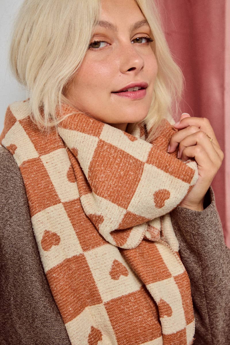 Écharpe en laine motif damier et cœur FL207DF