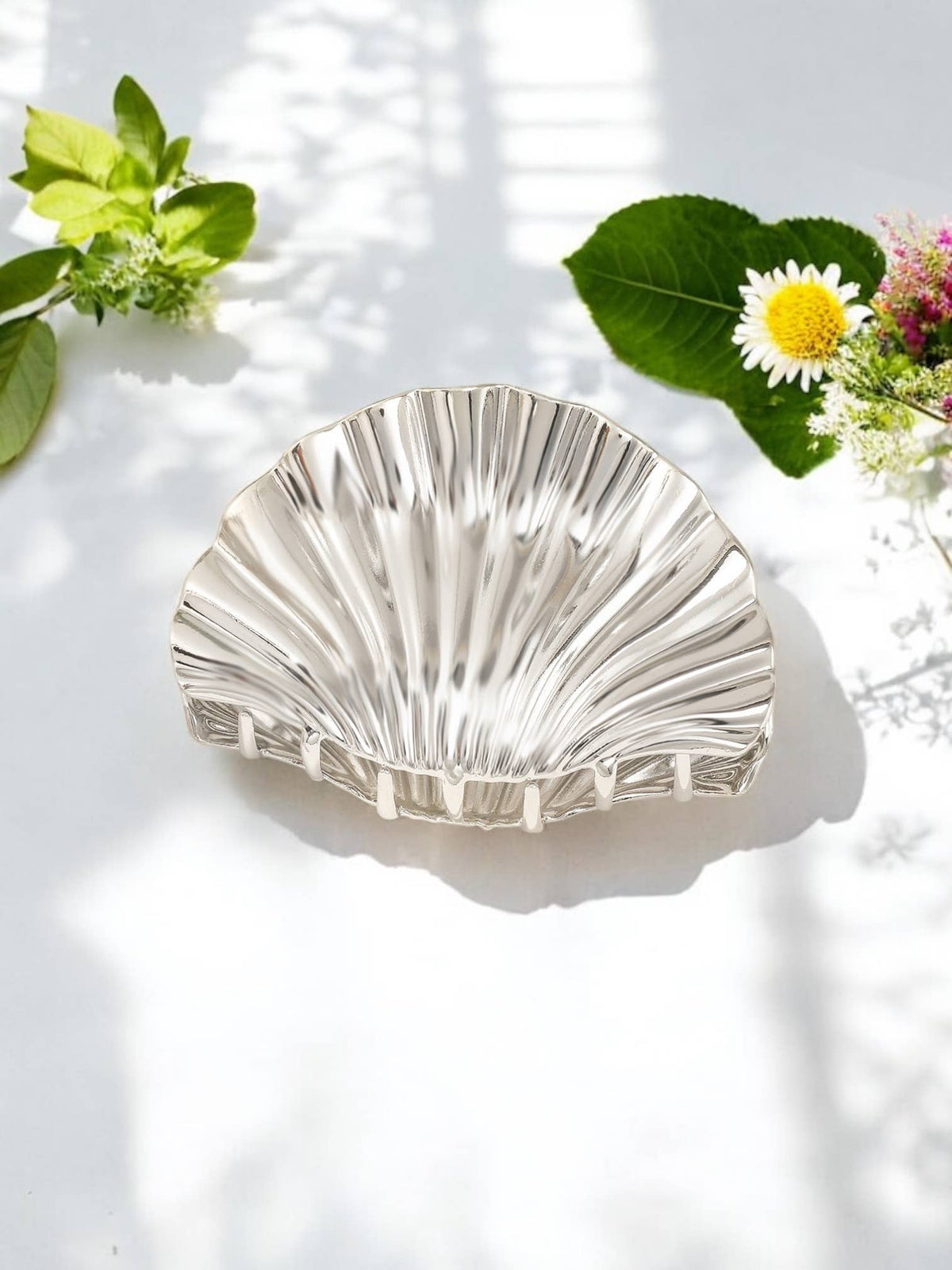 ZE22 Seashell metal hair clip