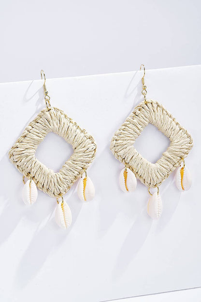 Straw earrings with steel stud 124NN04