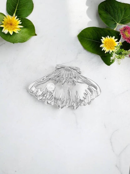ZE21 Seashell and Pearl Metal Hair Clip