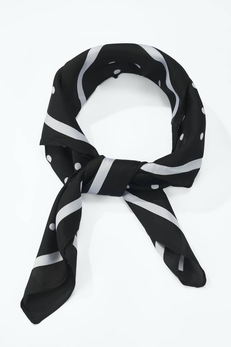 Patterned scarf 70 x 70 cm FL56