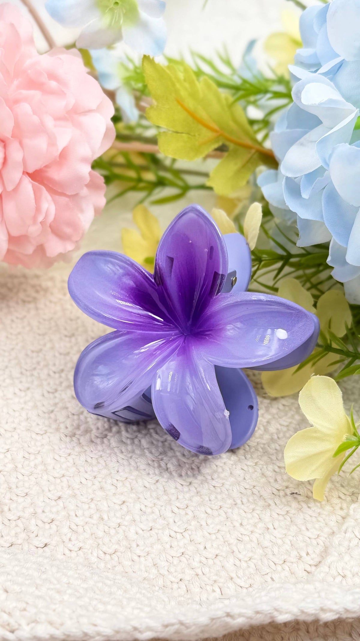 8cm flower hair clip YH90