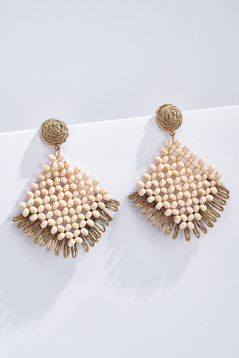 Straw earrings with steel stud 124NN01