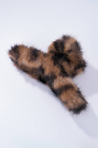 Leopard faux fur hair claw ZE07