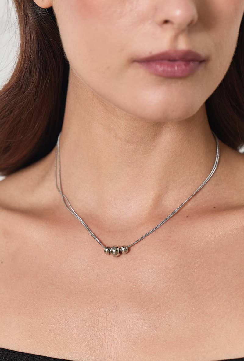 Collier avec boules en acier inoxydable 224DY31