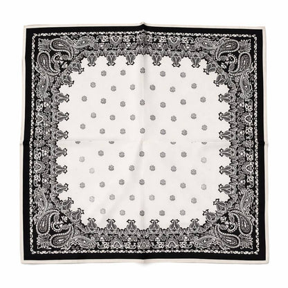 Patterned scarf 65 X 65 CM FL311DF