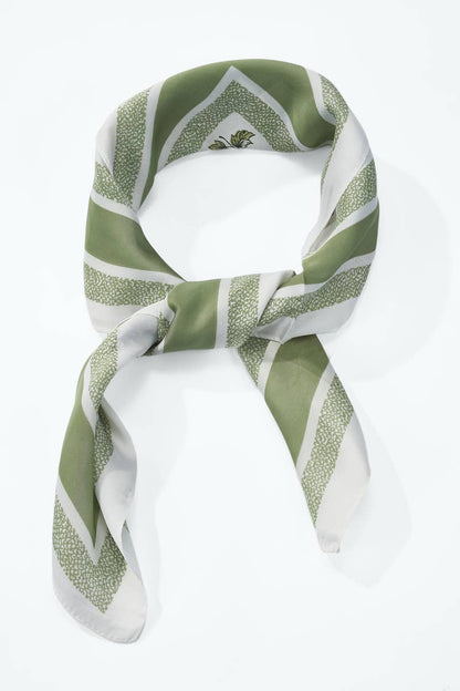 Foulard à motif 70 x 70 cm FL63