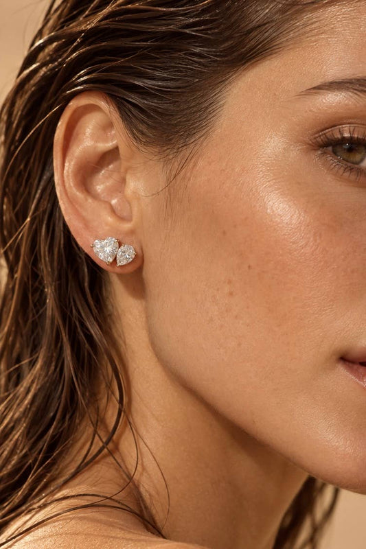 Boucles d’oreilles cœur et zircon poire en acier 124AQ837