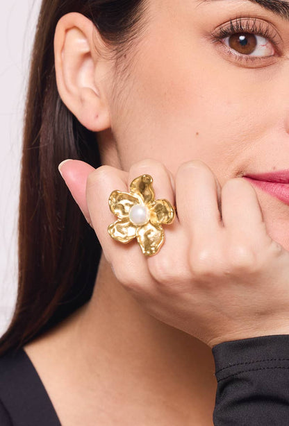Bague fleur avec perle en acier inoxydable 424AQ145