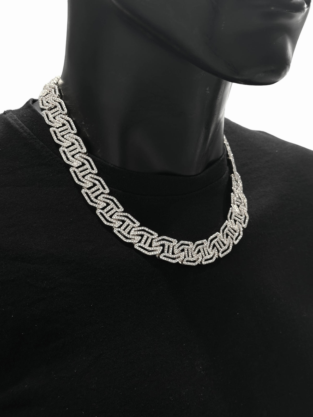 Collier en alliage 224KL26M-2