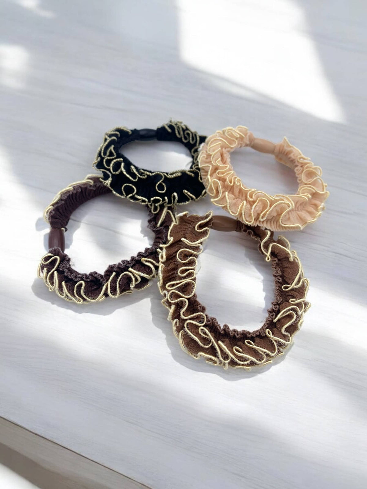 TT01 Ruffled Scrunchie