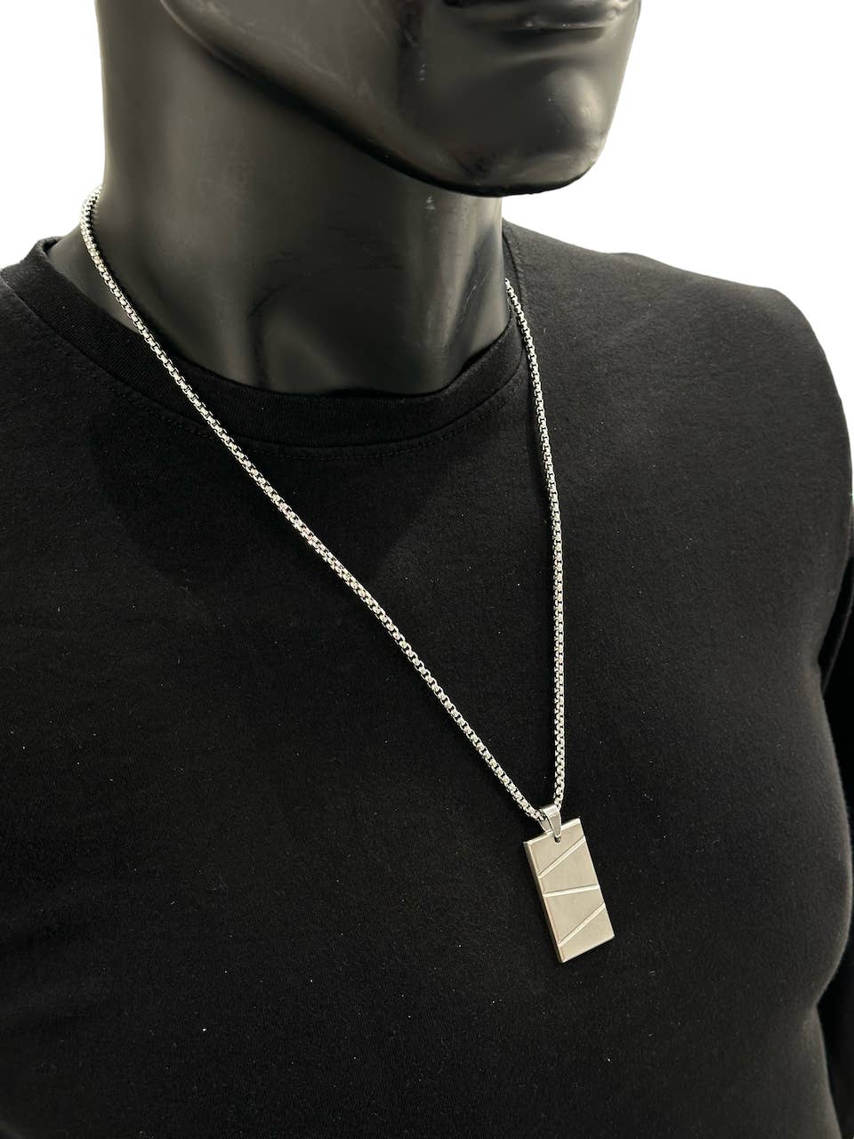 Collier en acier inoxydable 224OP01