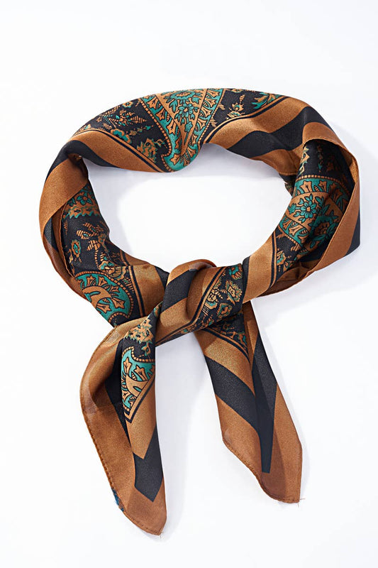 Foulard à motif 70x70 cm FL40
