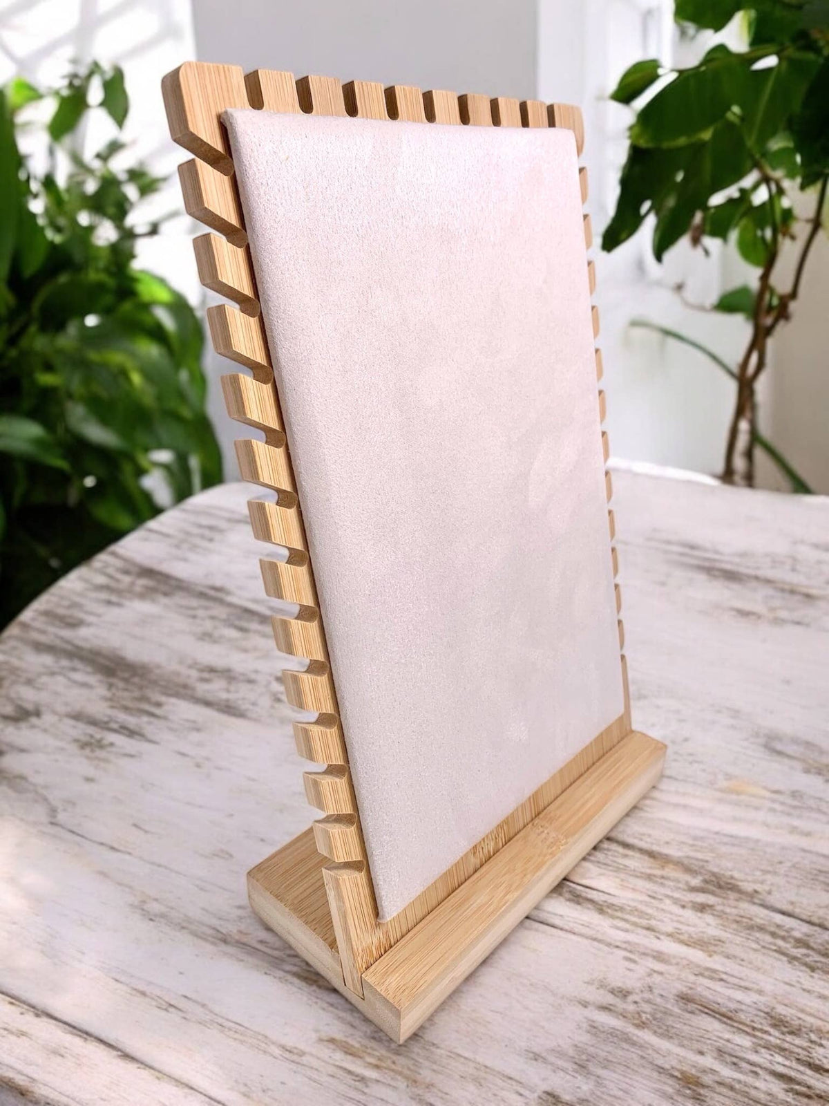 Présentoir rectangle pour colliers (28x18x8cm) RY25
