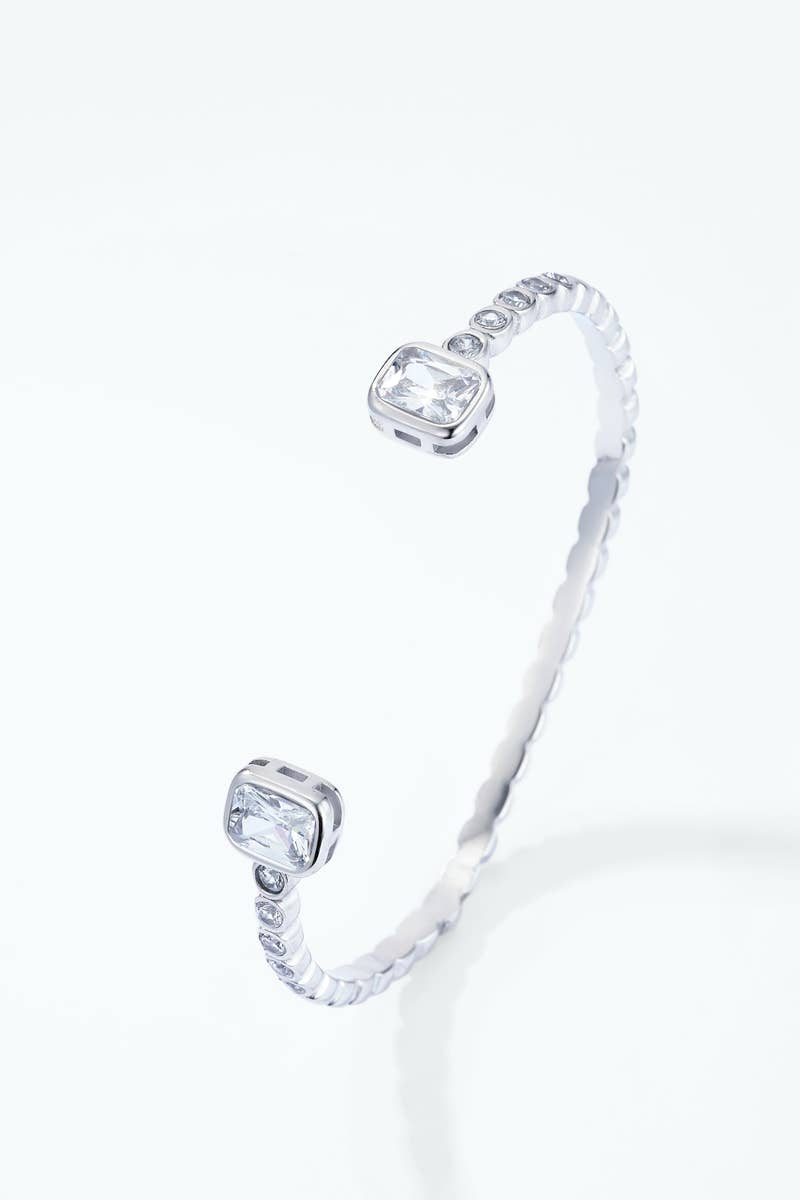 Stainless steel bangle bracelet 324AQ411