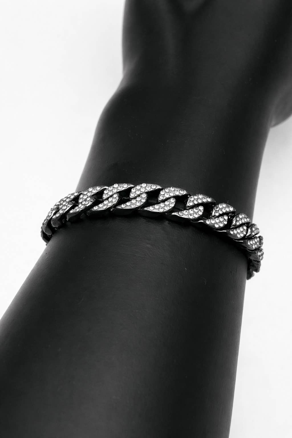 324KL04 alloy bracelet