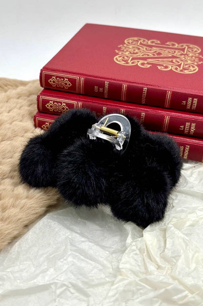 Faux fur hair clip YH206YJ