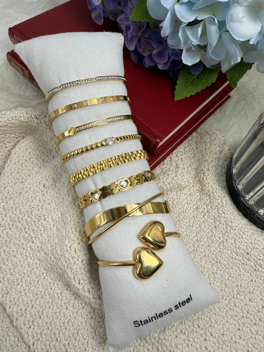 Set of 8 stainless steel bracelets SET213