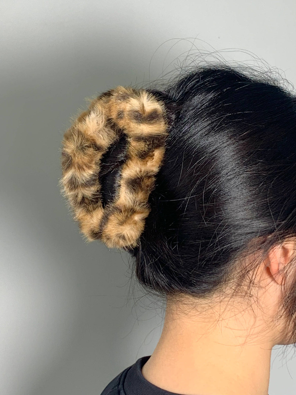 Leopard faux fur hair clip ZE04