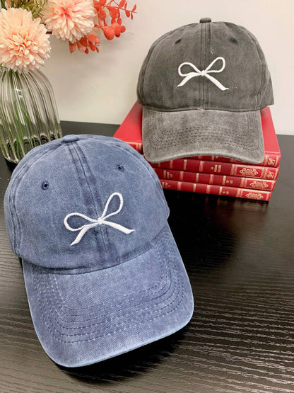 Denim cap with embroidered bow MJ06
