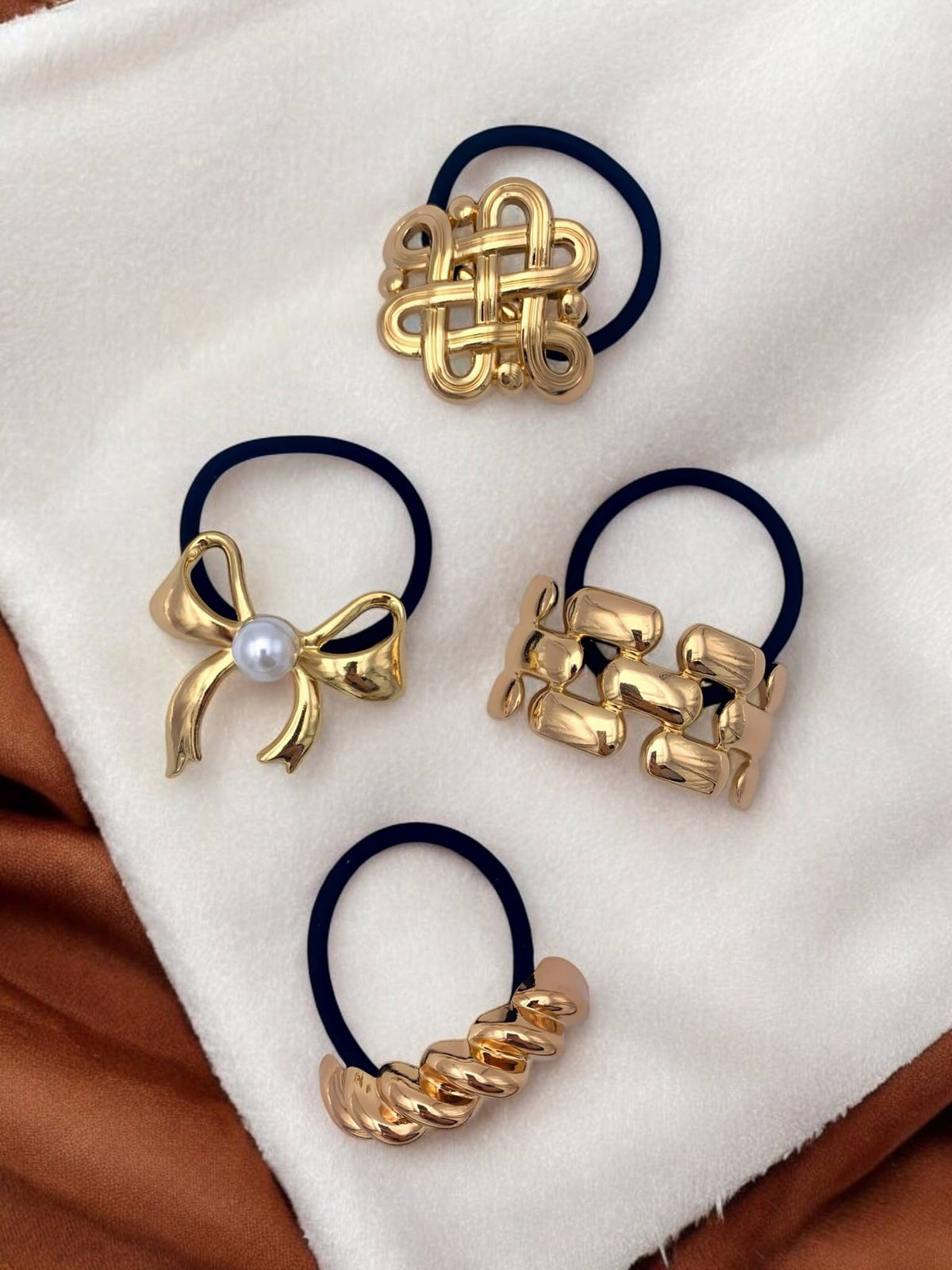 Set de 4 bijoux de cheveux en métal ST13